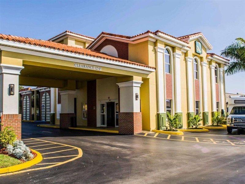 Quality Inn Airport - Cruise Port Тампа Екстериор снимка