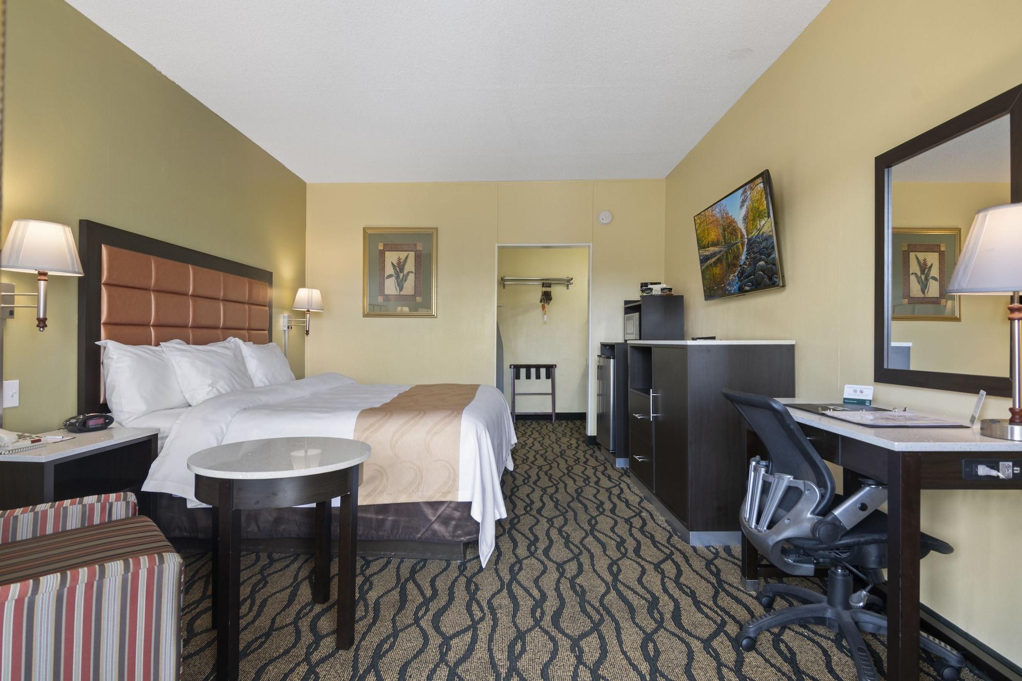 Quality Inn Airport - Cruise Port Тампа Екстериор снимка